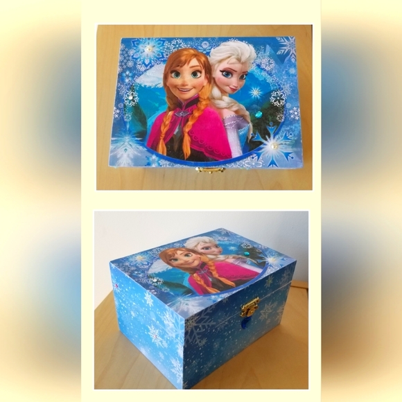 2/$30 - Wooden Jewelry boxes x 1 unit - Picture 1 of 2